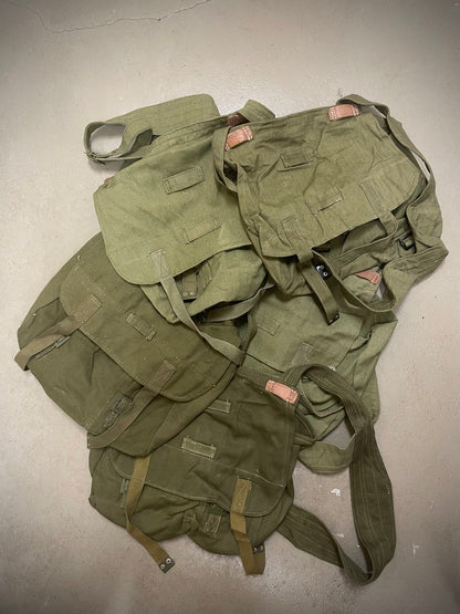 Romanian armeijan leipälaukku, ylijäämä