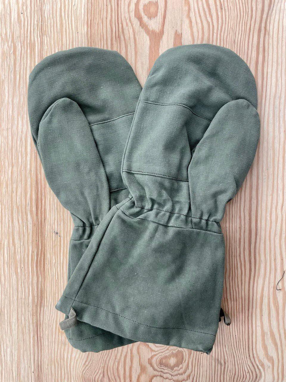 Ranskan armeijan M50 kintaat villavuorilla, ylijäämä