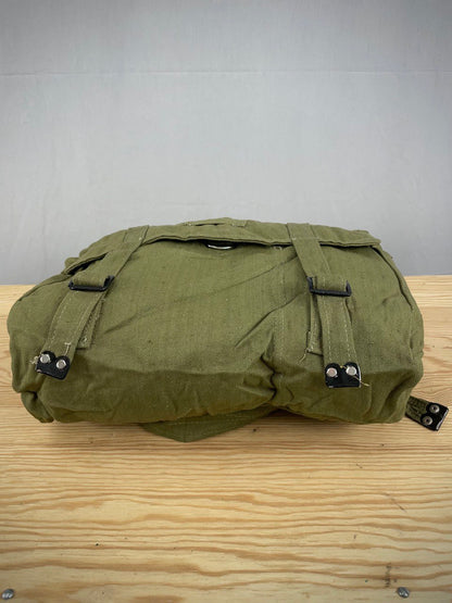 Romanian armeijan leipälaukku, ylijäämä