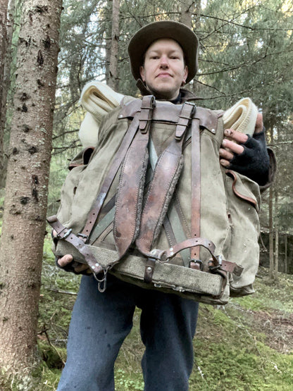 Ranskan armeijan "Lafuma"-reppu metallirangalla, ylijäämä