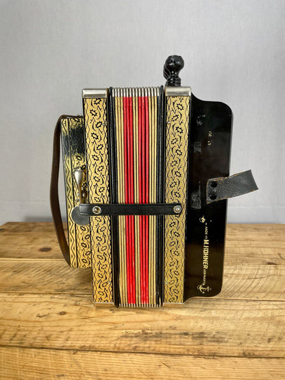 Hohner HA114C diatoninen yksirivinen haitari, C-vireinen, käytetty