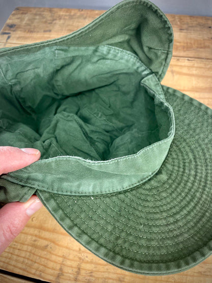 Ruotsin armeijan M59 kenttälakki, ylijäämä