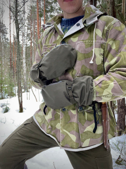Itävallan armeijan Gore-Tex rukkaset, ylijäämä