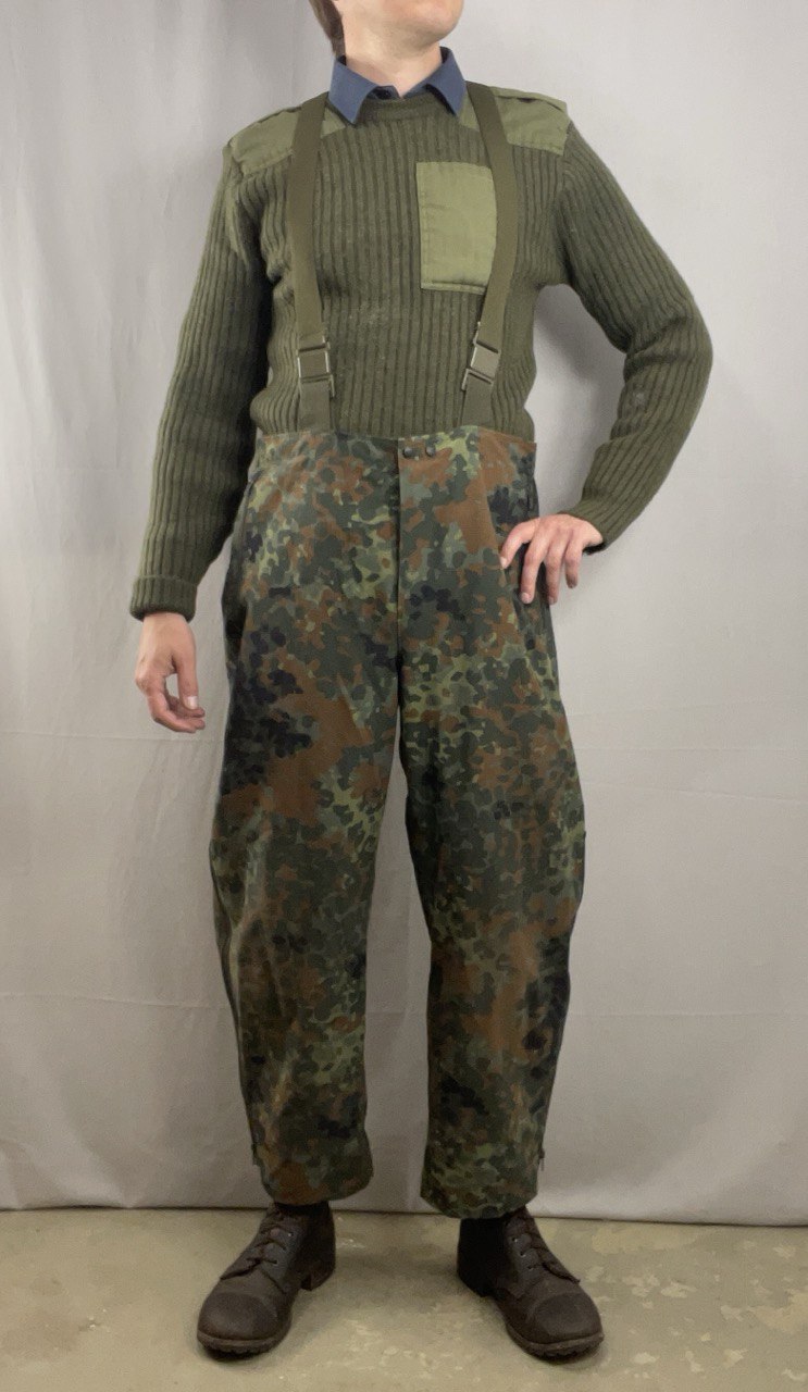 Bundeswehrin Gore-Tex kalvohousut, Flecktarn, ylijäämä