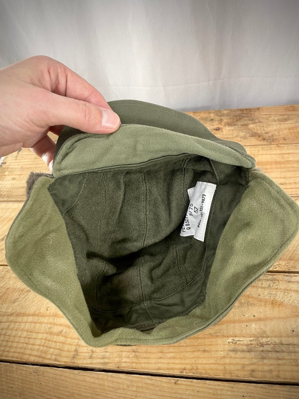 Bundeswehrin talvihattu, vihreä, ylijäämä