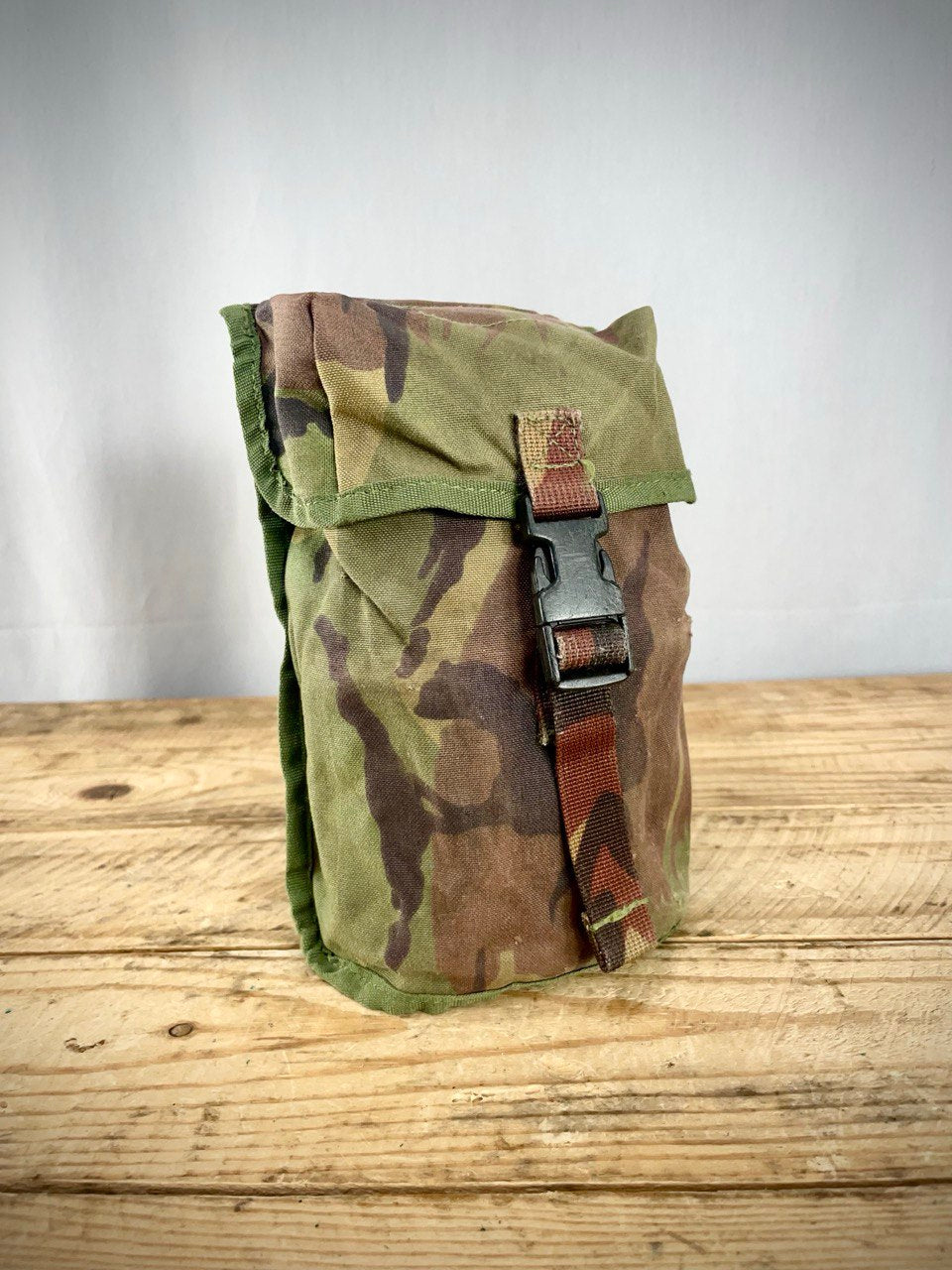 Hollannin armeijan modulaarinen kenttäpullotasku, ylijäämä