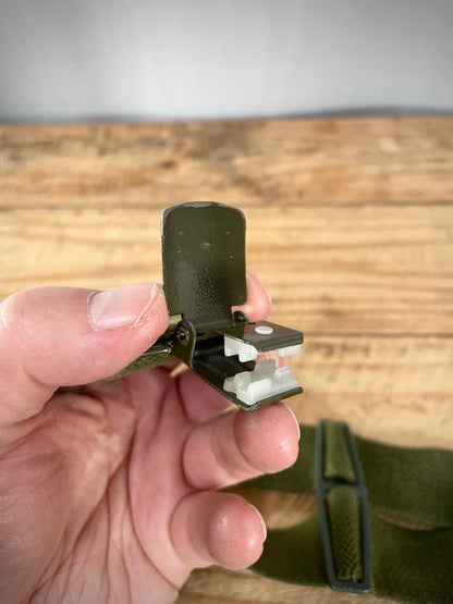 Tanskan armeijan nipistinhenkselit, vihreät, ylijäämä